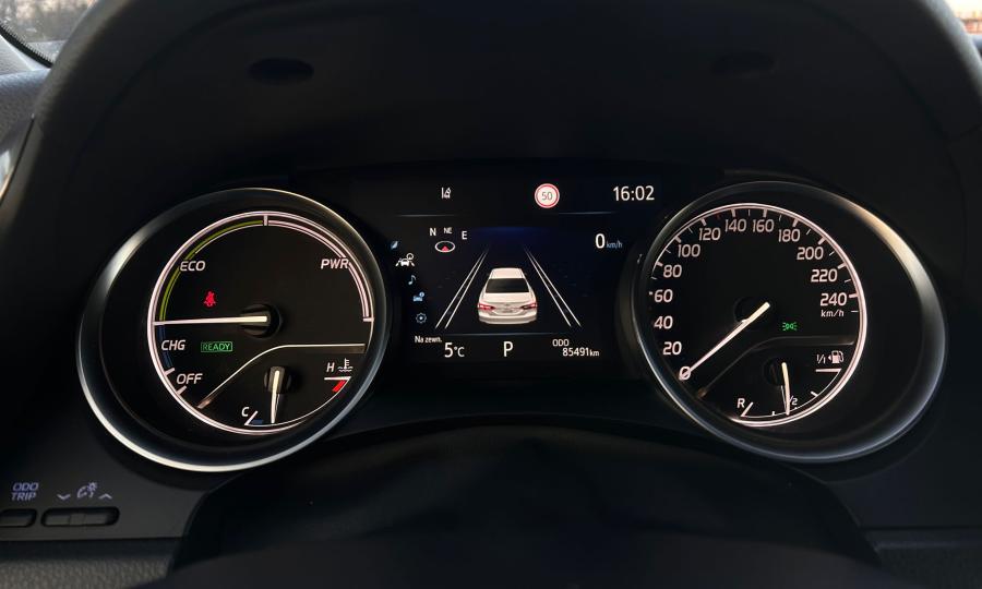 WhatsApp Image 2025-12-03 at 15.42.548